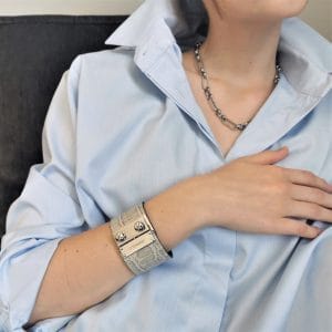 Krokodilo odos apyrankė