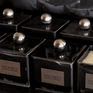 SOJŲ VAŠKO ŽVAKĖ DARK AMBER & EXOTIC SPICES